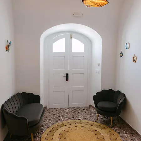 Megalochori Traditional House With Jacuzzi *