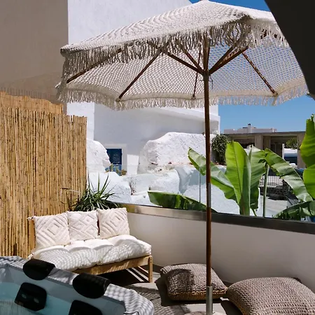 Megalochori Traditional House With Jacuzzi Appartement *